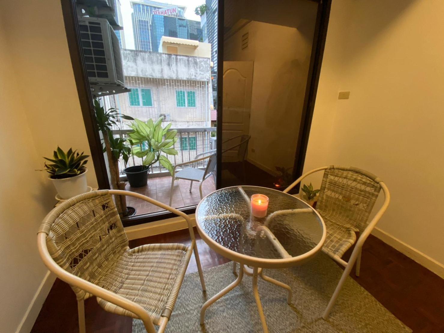Homey Stay And Cafe By Hematoa Bangkok Exterior foto