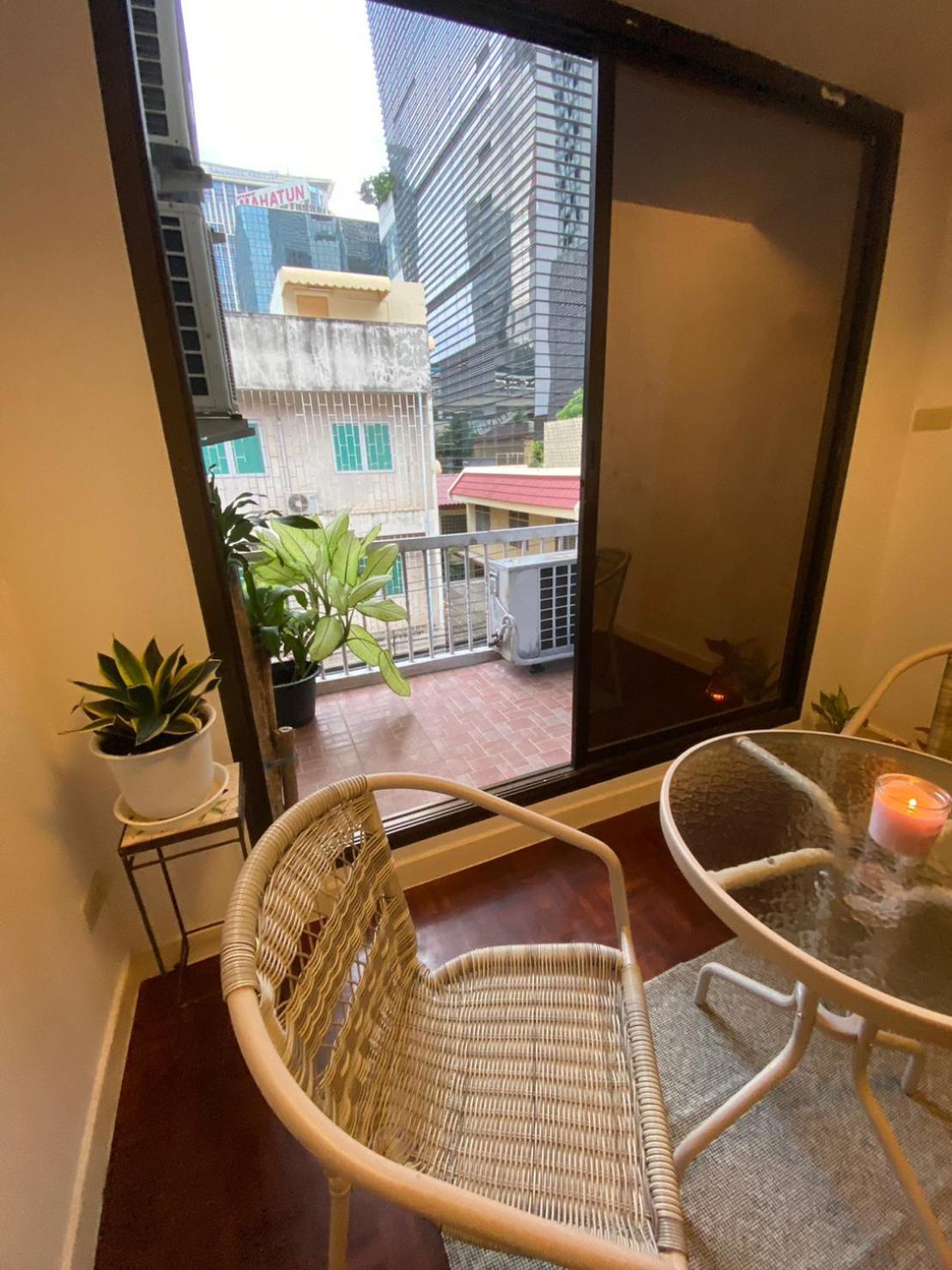 Homey Stay And Cafe By Hematoa Bangkok Exterior foto